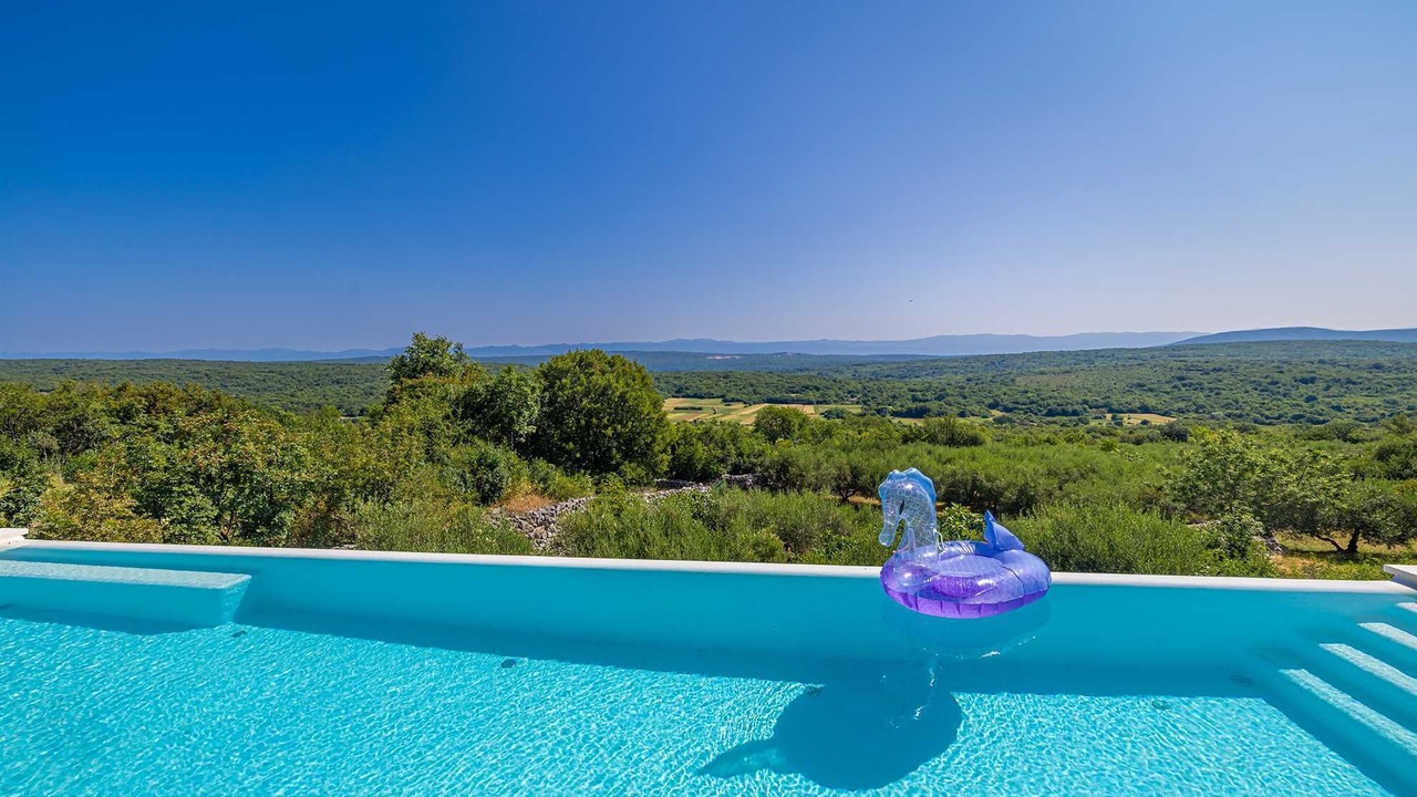 Photo of Outdoor in Salatic