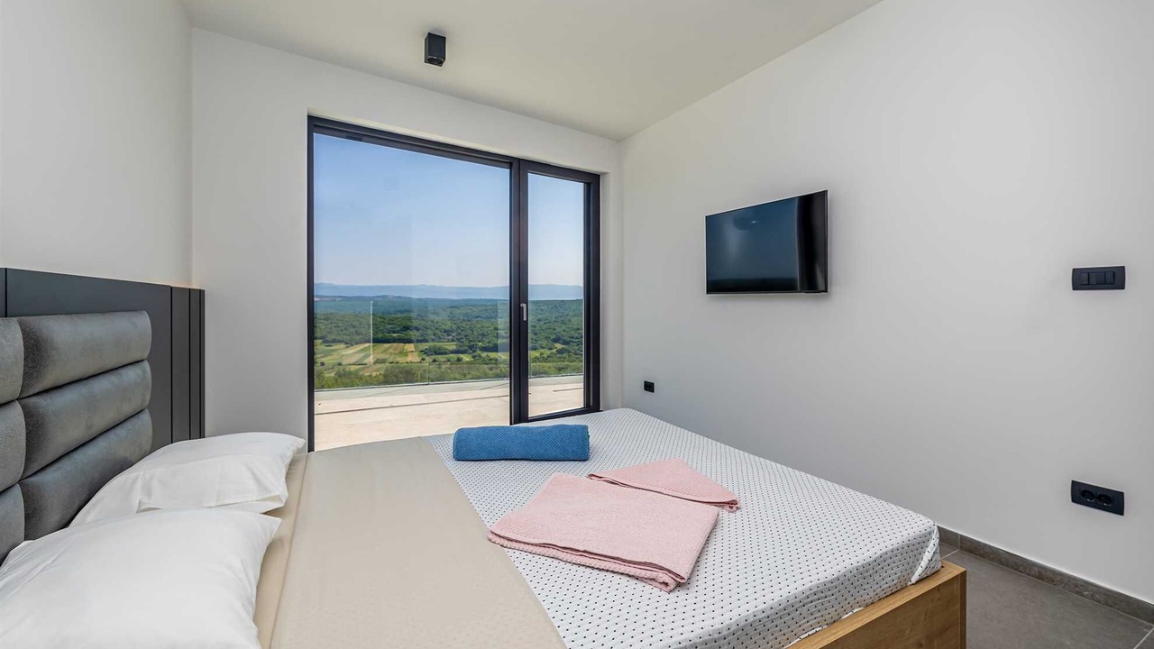 Photo of Bedroom in Salatic