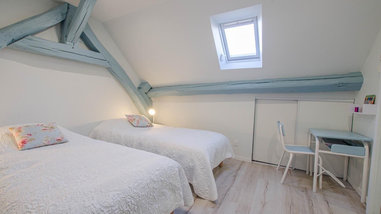 Photo of Bedroom in Marolles-sous-Lignieres