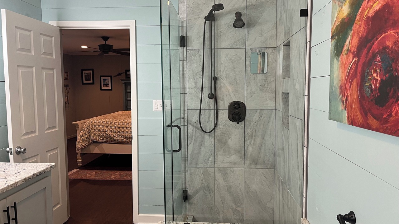 Photo of Bathroom in Homer