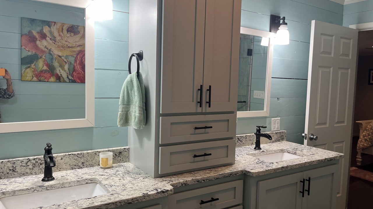 Photo of Bathroom in Homer