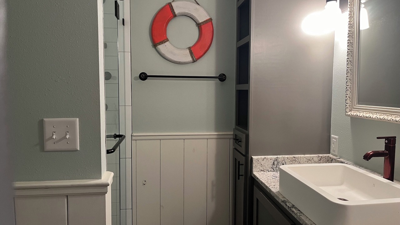 Photo of Bathroom in Homer