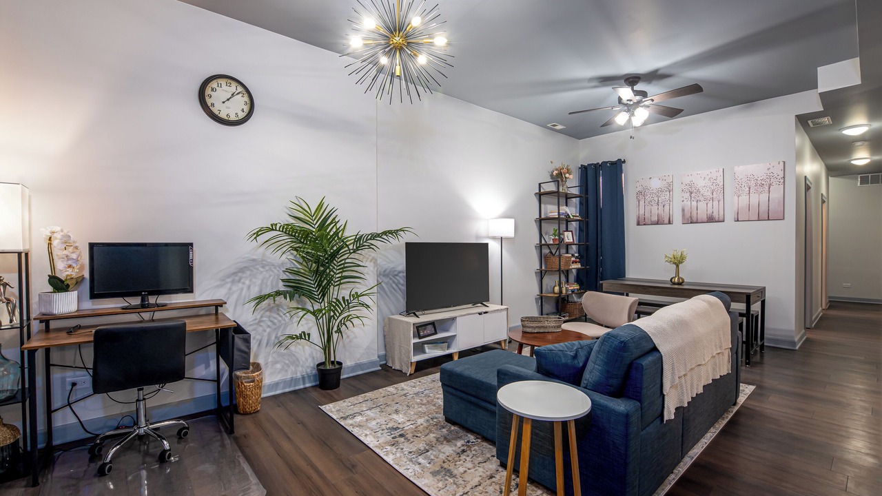 Photo of Livingroom in Woodlawn