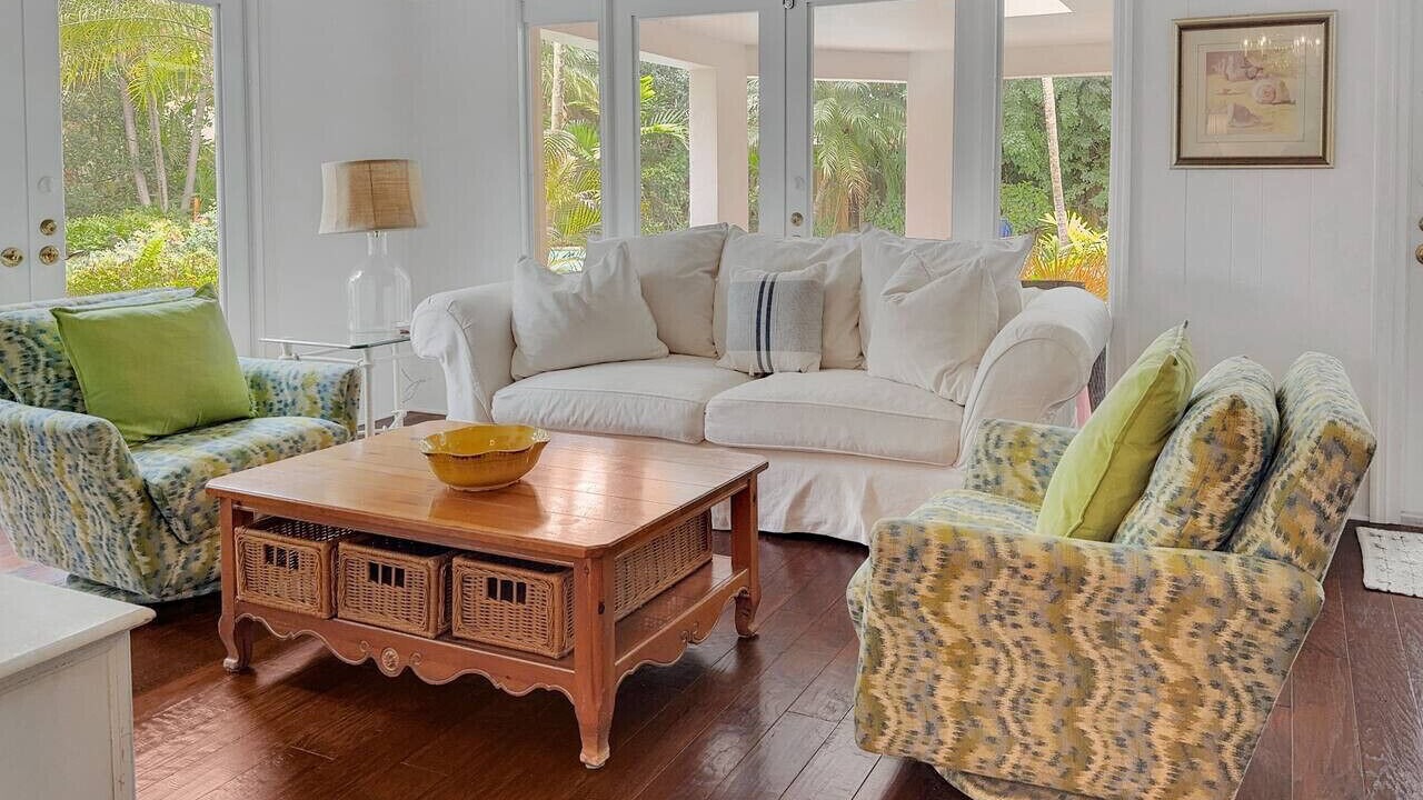 Photo of Livingroom in Harbor Beach
