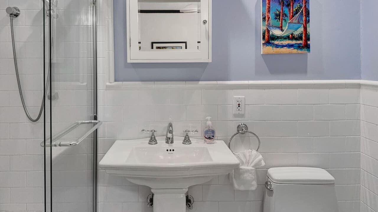 Photo of Bathroom in Harbor Beach