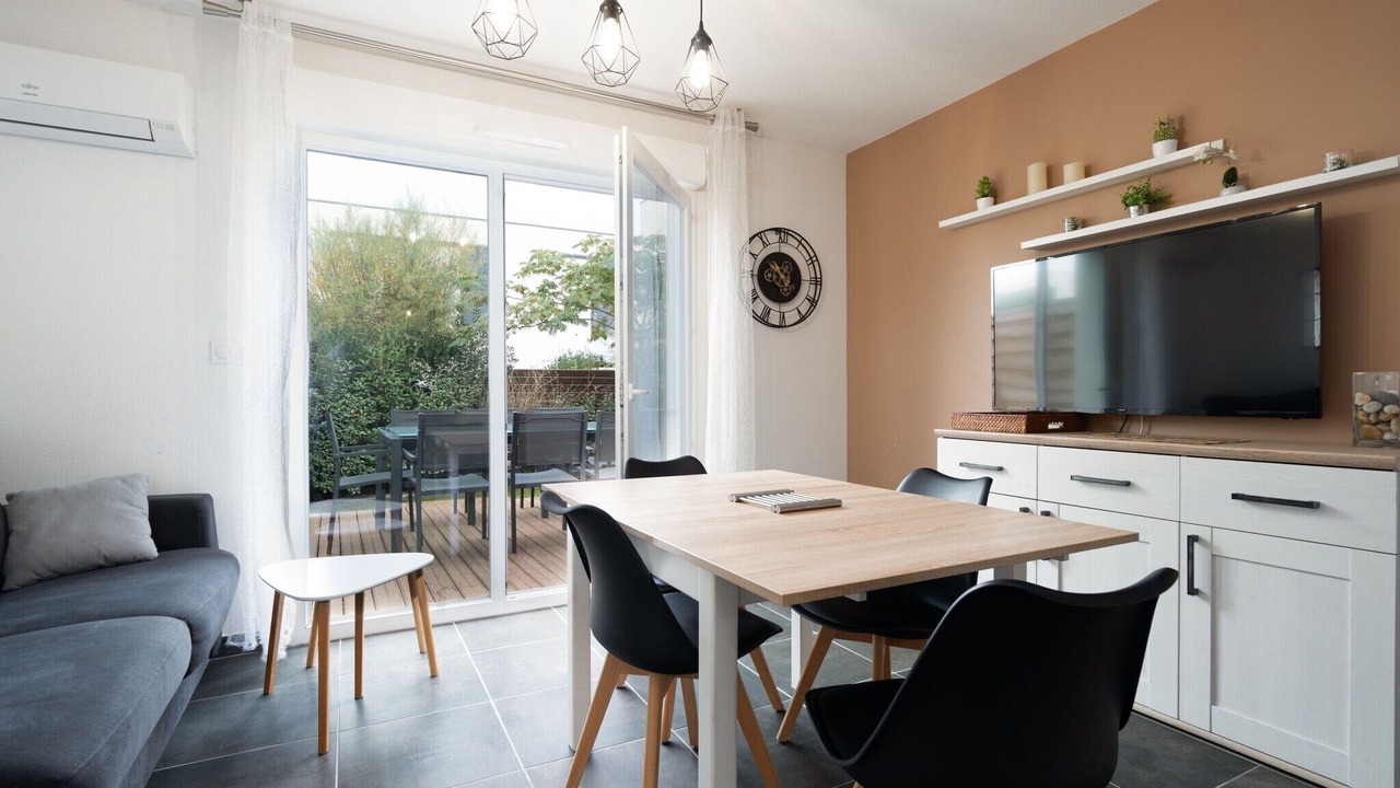 Photo of Livingroom in Serignan