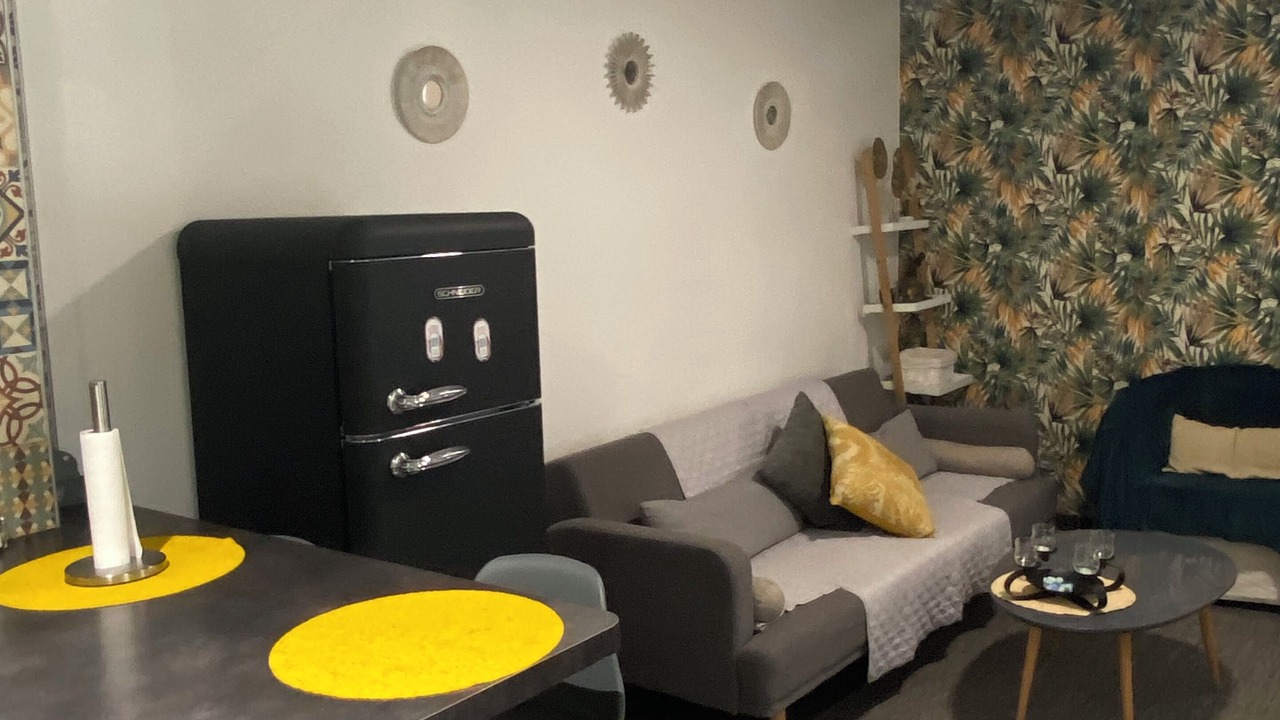 Photo of Livingroom in Plombiees-Les-Dijon