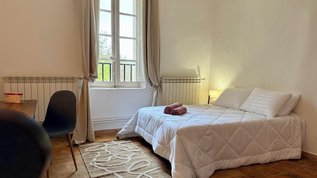 Photo of Bedroom in Saint-Maximin-la-Sainte-Baume