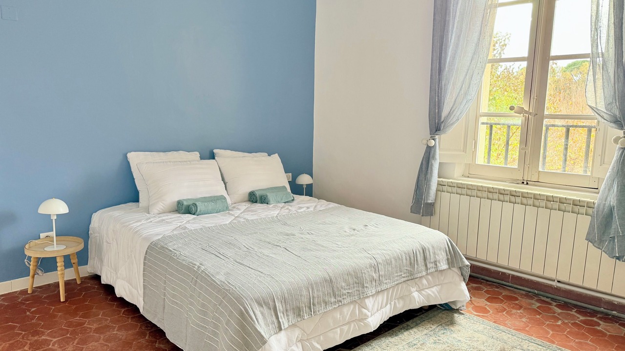 Photo of Bedroom in Saint-Maximin-la-Sainte-Baume