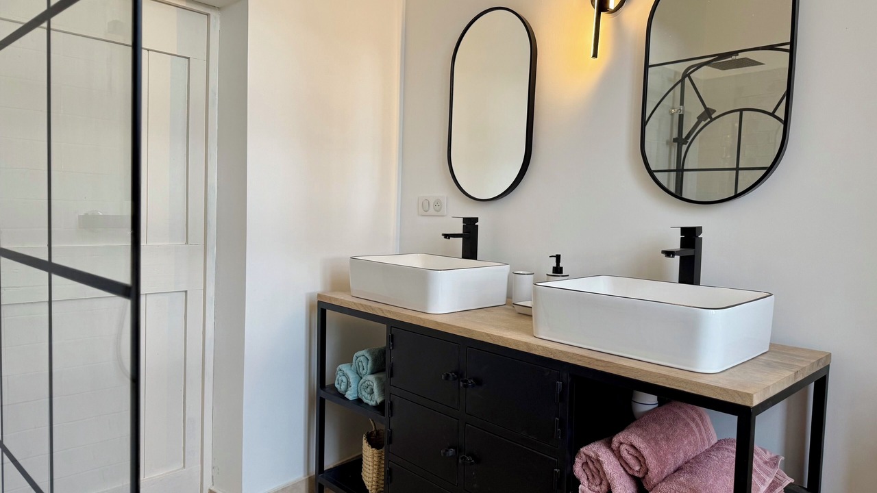 Photo of Bathroom in Saint-Maximin-la-Sainte-Baume