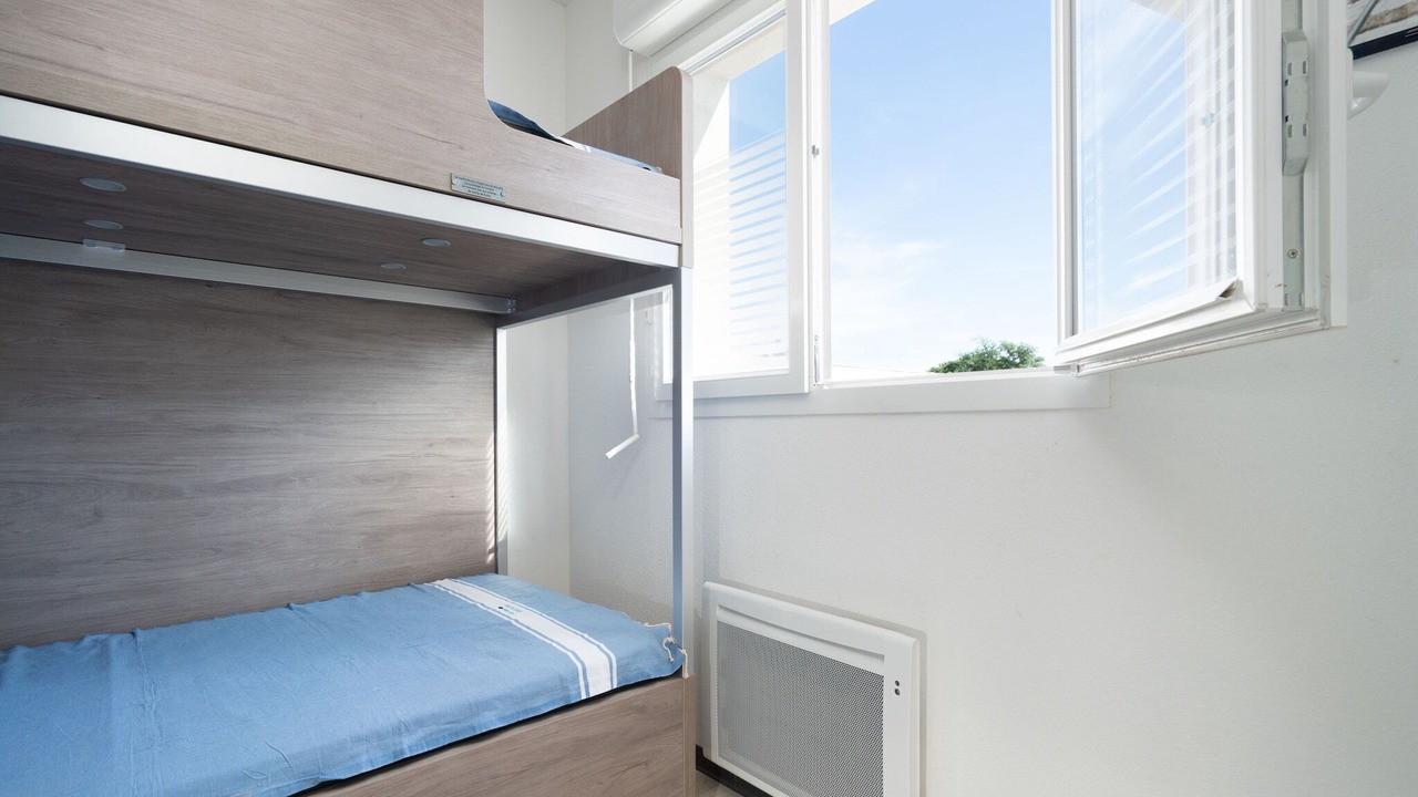 Photo of Bedroom in Serignan