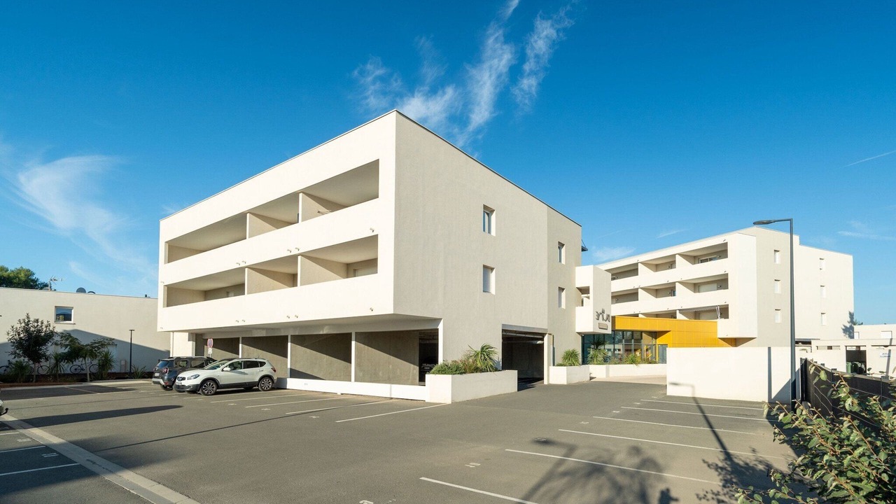 Photo of Outdoor in Serignan