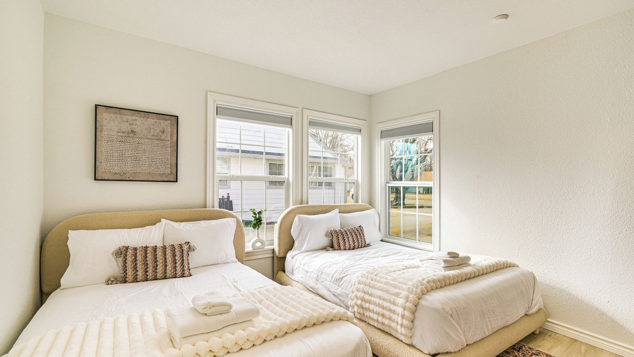 Photo of Bedroom in Central Arlington