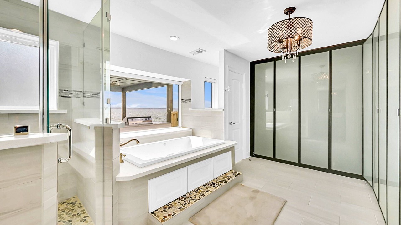 Photo of Bathroom in Walden on Lake Conroe