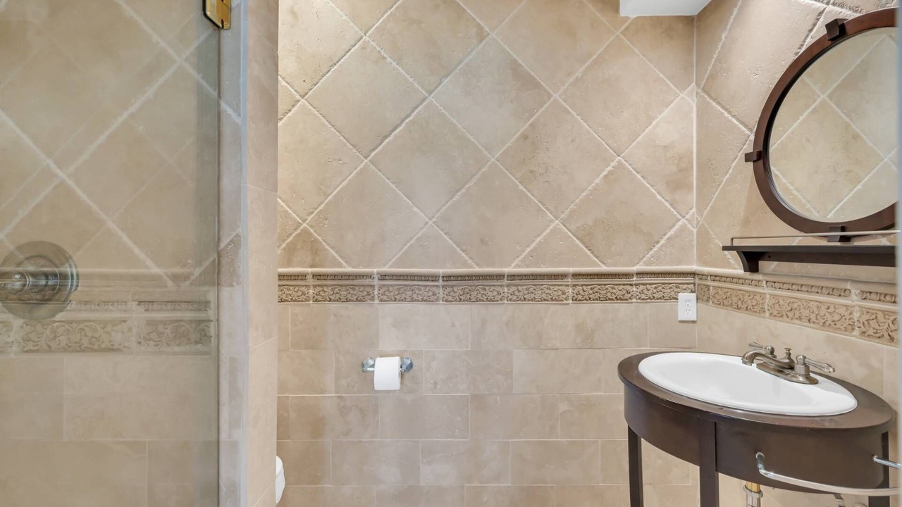 Photo of Bathroom in Walden on Lake Conroe