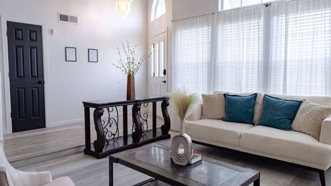 Photo of Livingroom in El Paso