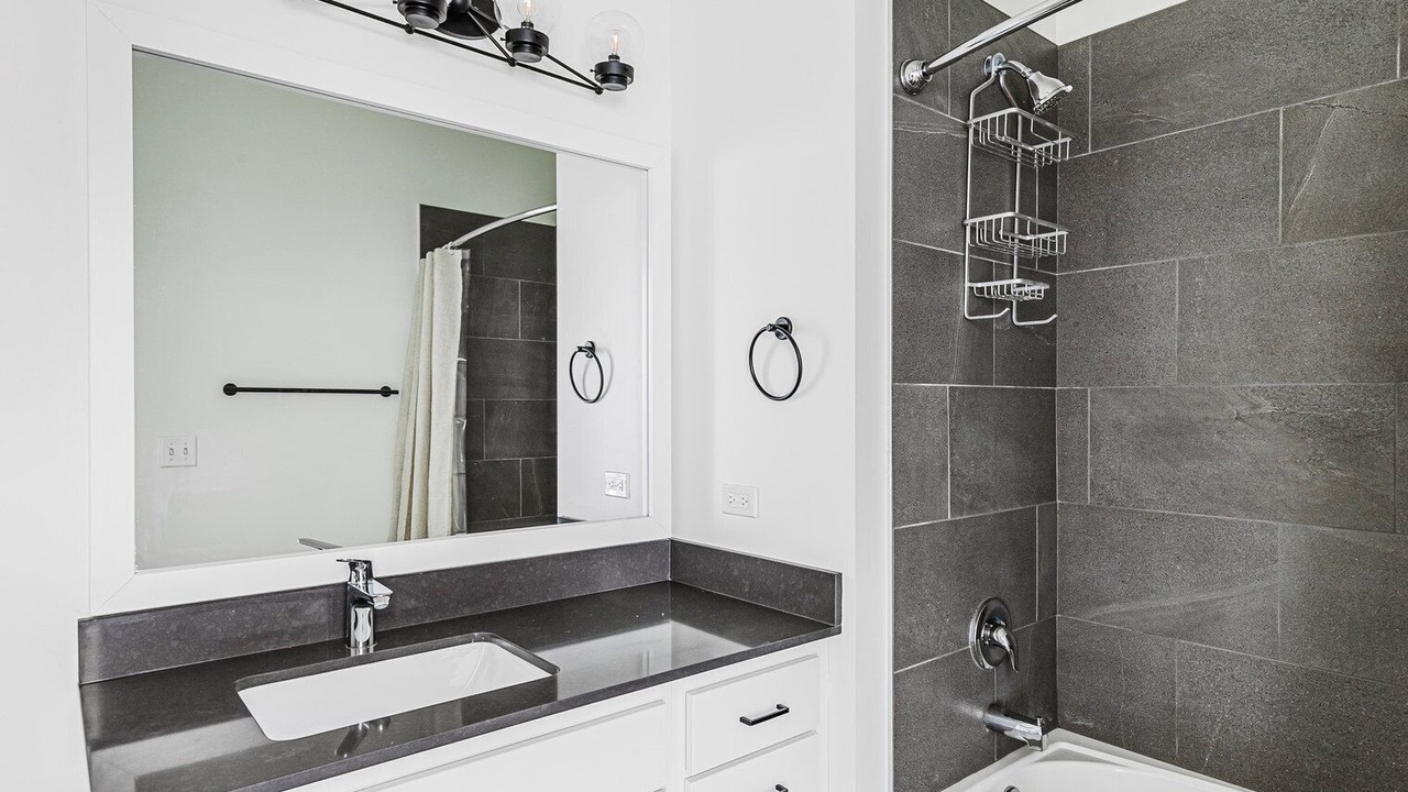 Photo of Bathroom in Elmhurst