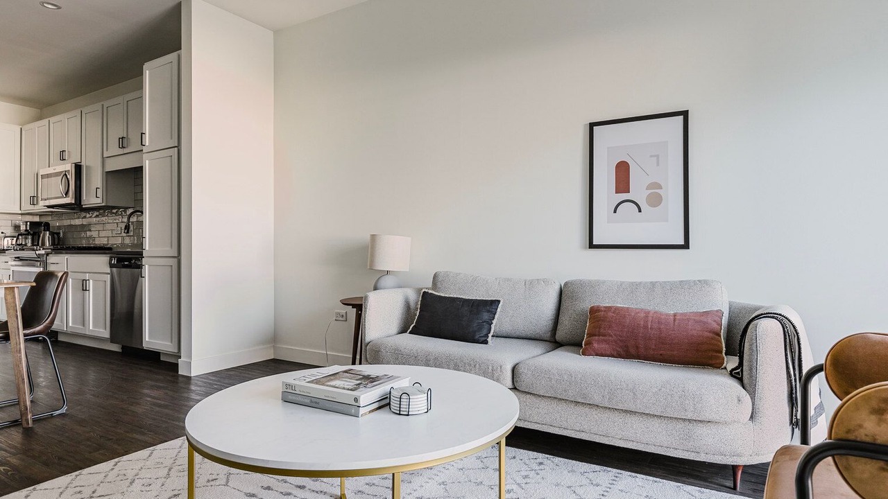 Photo of Livingroom in Elmhurst