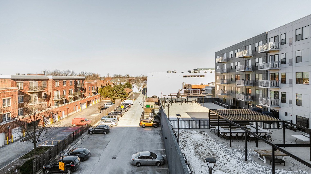 Photo of Outdoor in Elmhurst