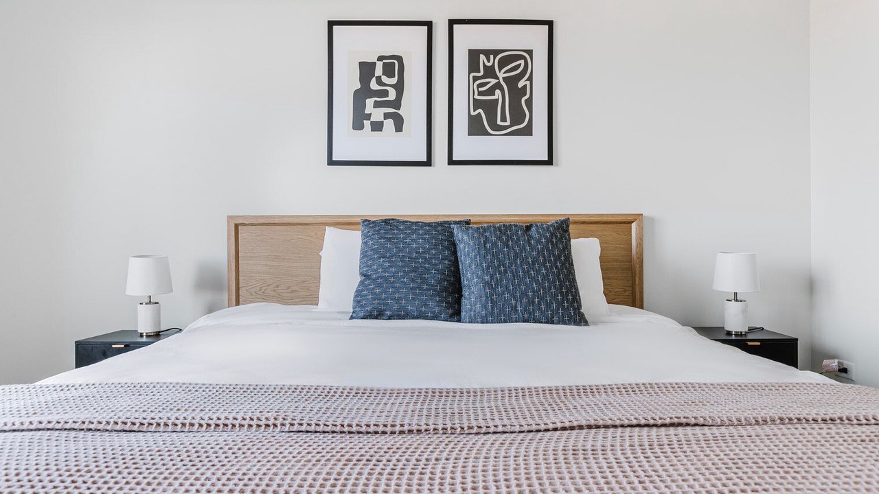 Photo of Bedroom in Elmhurst