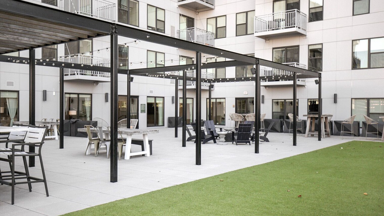 Photo of Outdoor in Elmhurst