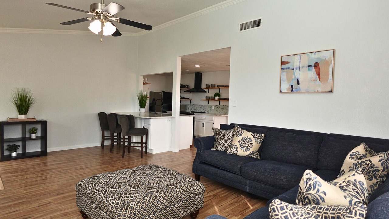 Photo of Livingroom in Mesquite