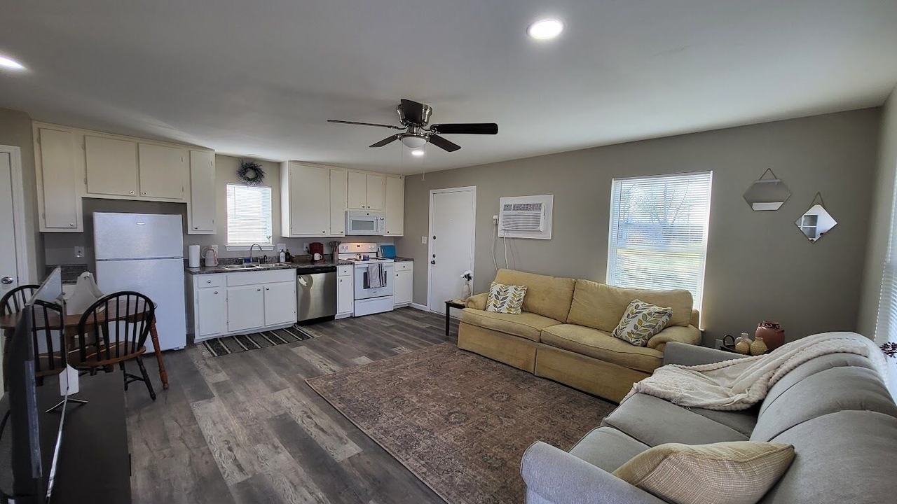 Photo of Livingroom in West Tawakoni
