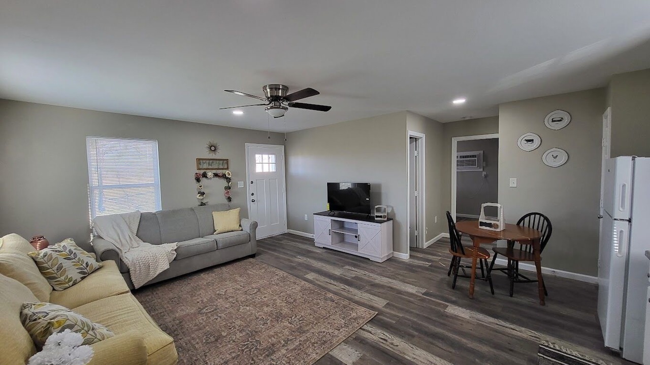 Photo of Livingroom in West Tawakoni