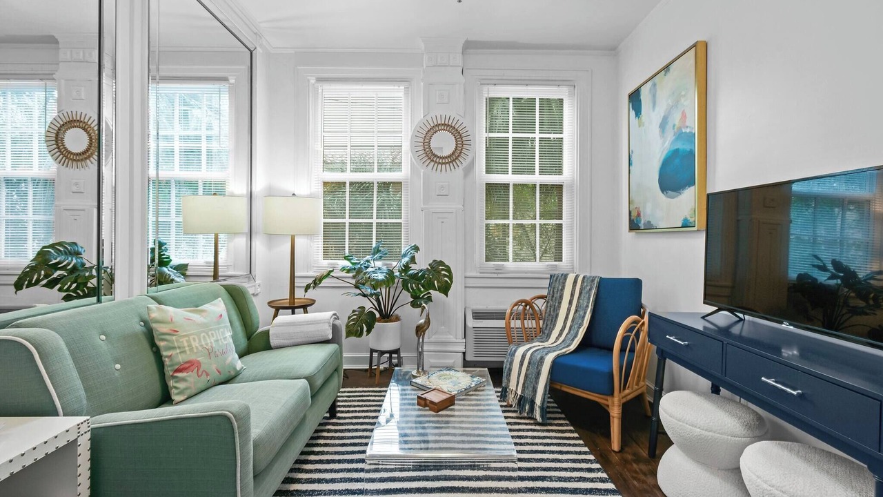Photo of Livingroom in Palm Beach