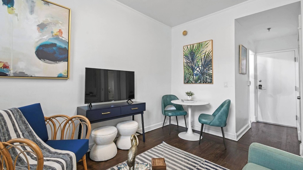 Photo of Livingroom in Palm Beach