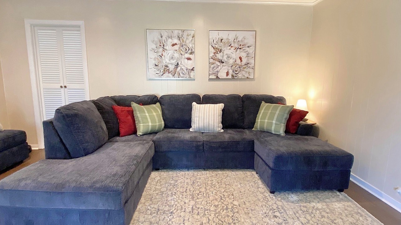 Photo of Livingroom in College Station