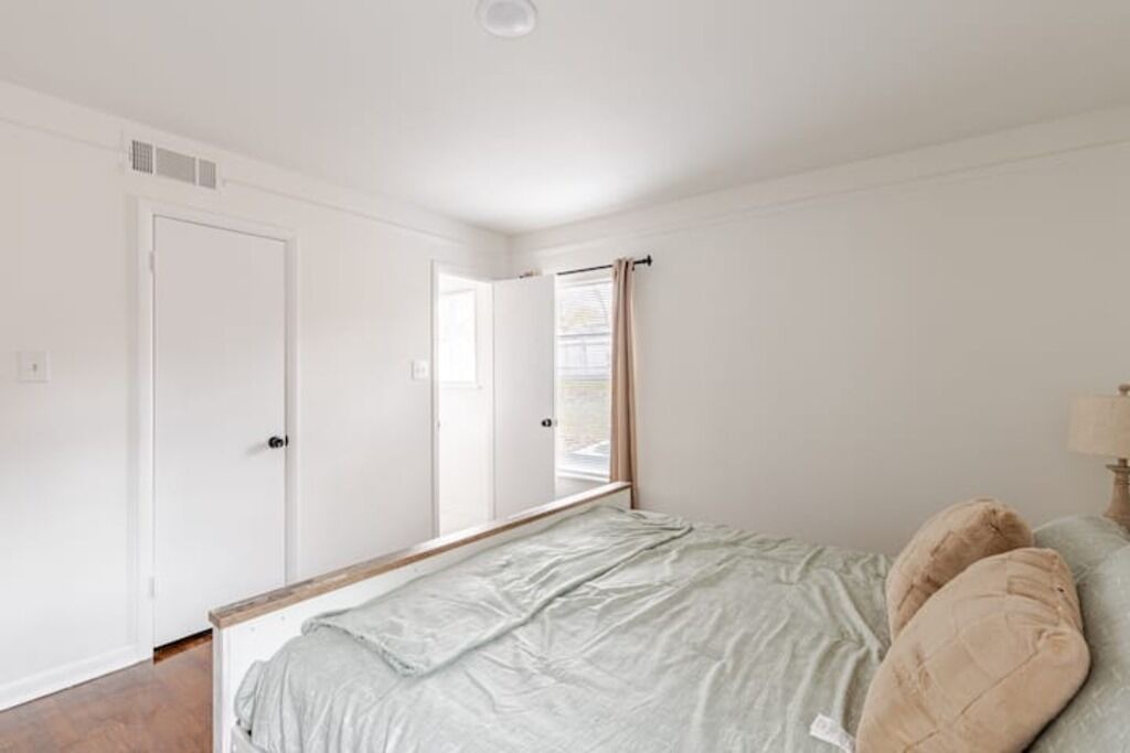 Photo of Bedroom in Bedford