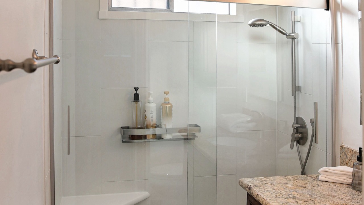 Photo of Bathroom in Baldwin Park
