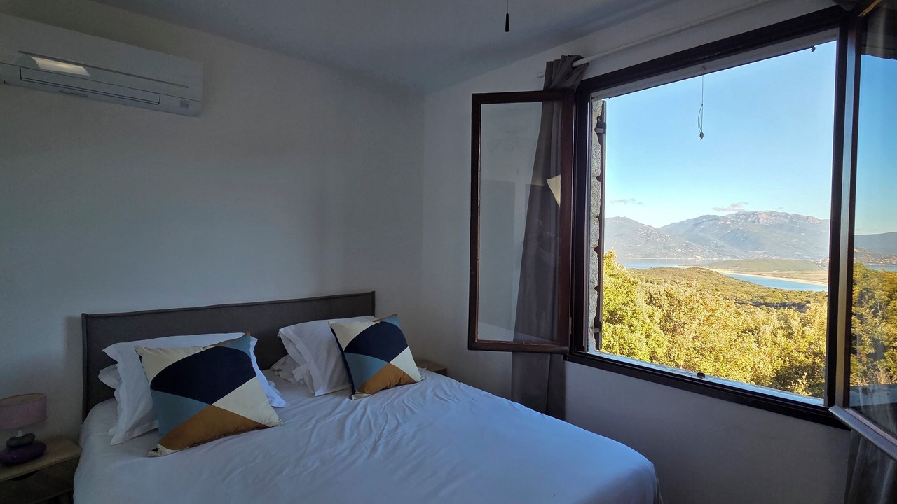 Photo of Bedroom in Belvedere-Campomoro