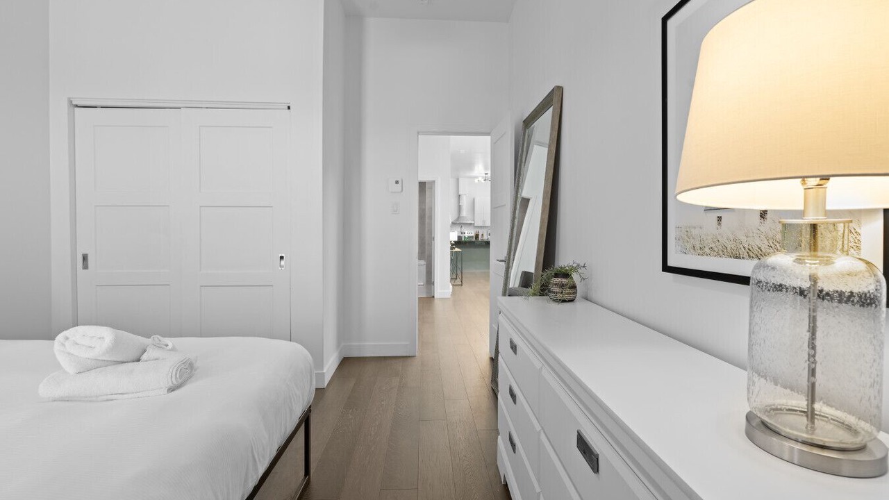 Photo of Bedroom in La Petite-Patrie