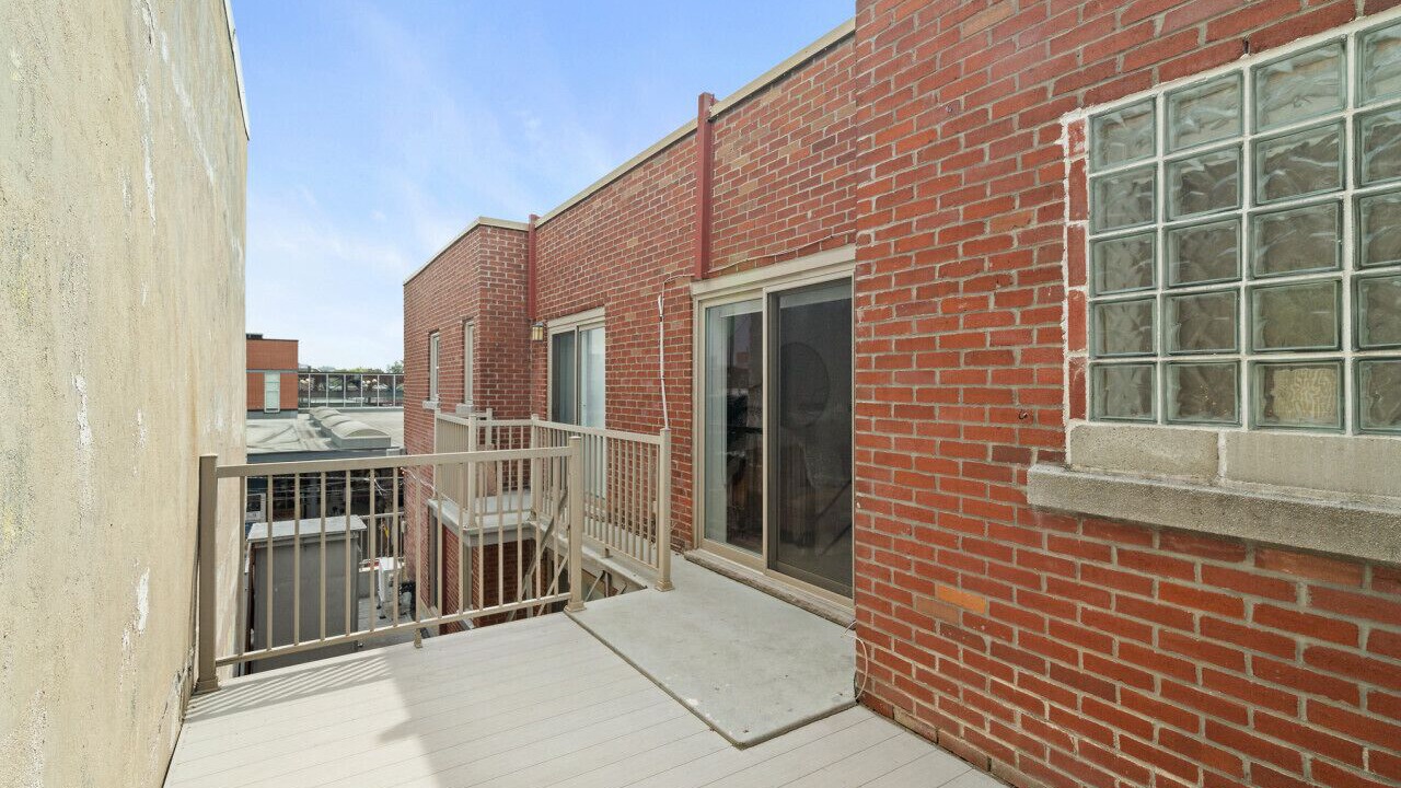 Photo of Patio Balcony in Little Italy