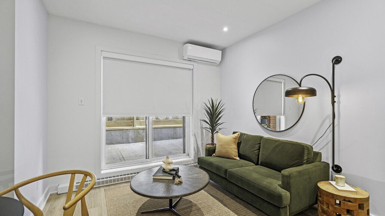 Photo of Livingroom in La Petite-Patrie