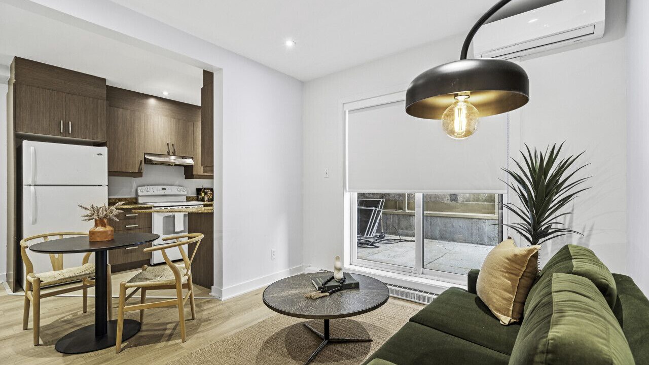 Photo of Livingroom in La Petite-Patrie