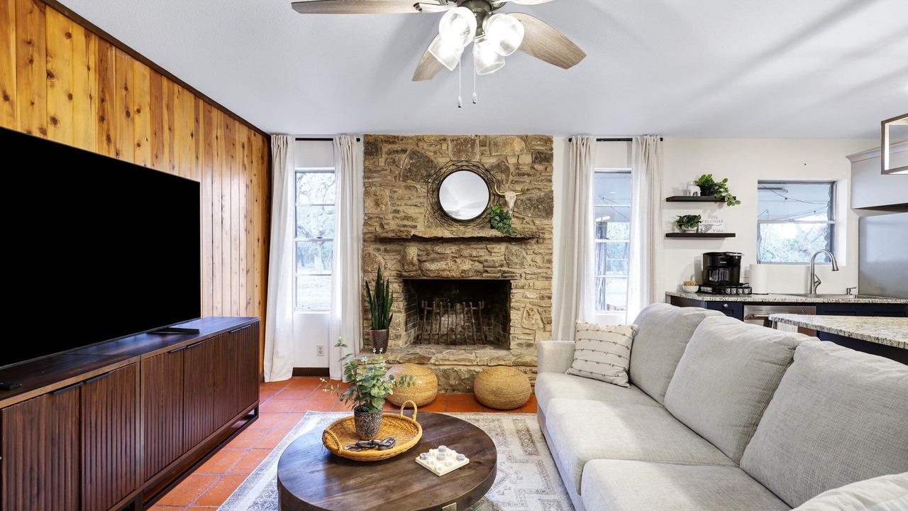 Photo of Livingroom in Bulverde