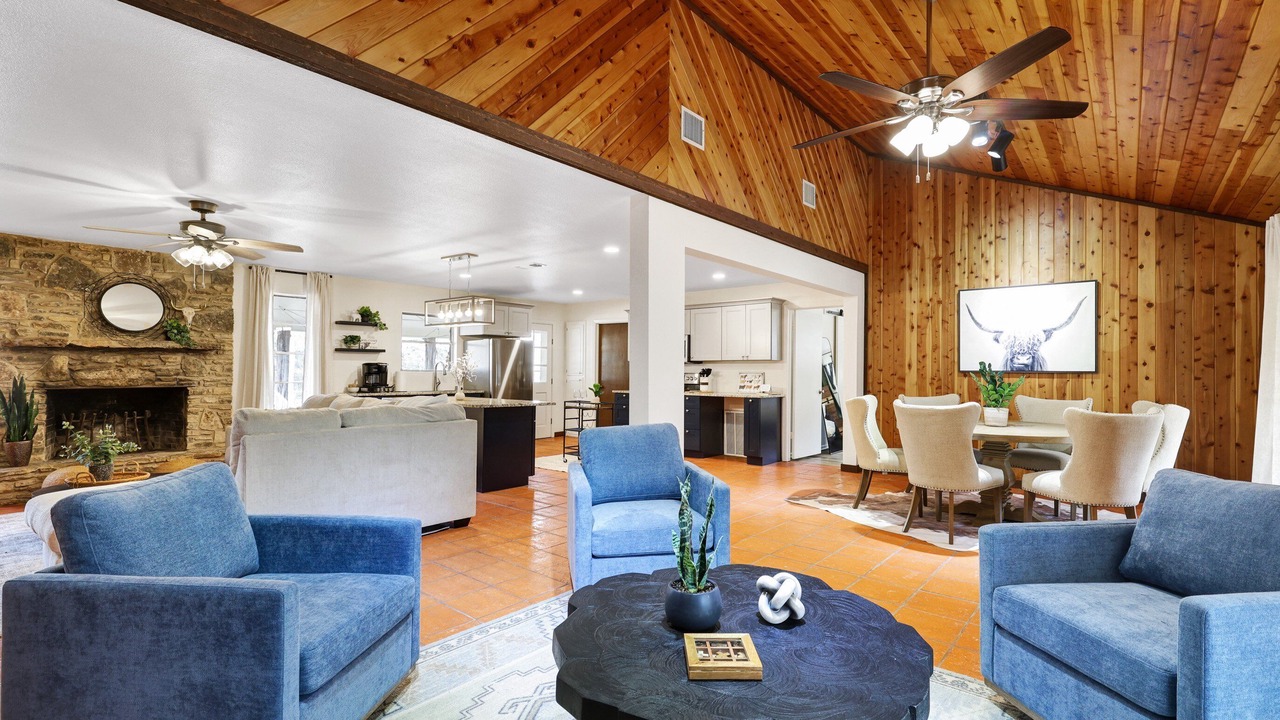 Photo of Livingroom in Bulverde