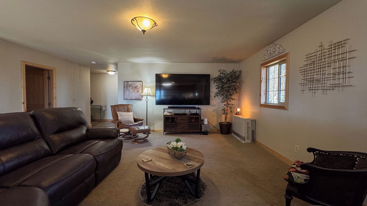 Photo of Livingroom in Chiloquin