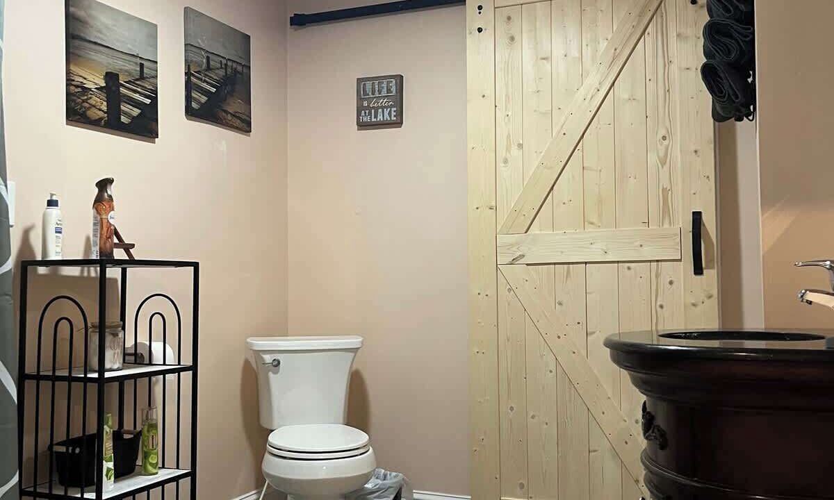 Photo of Bathroom in Day