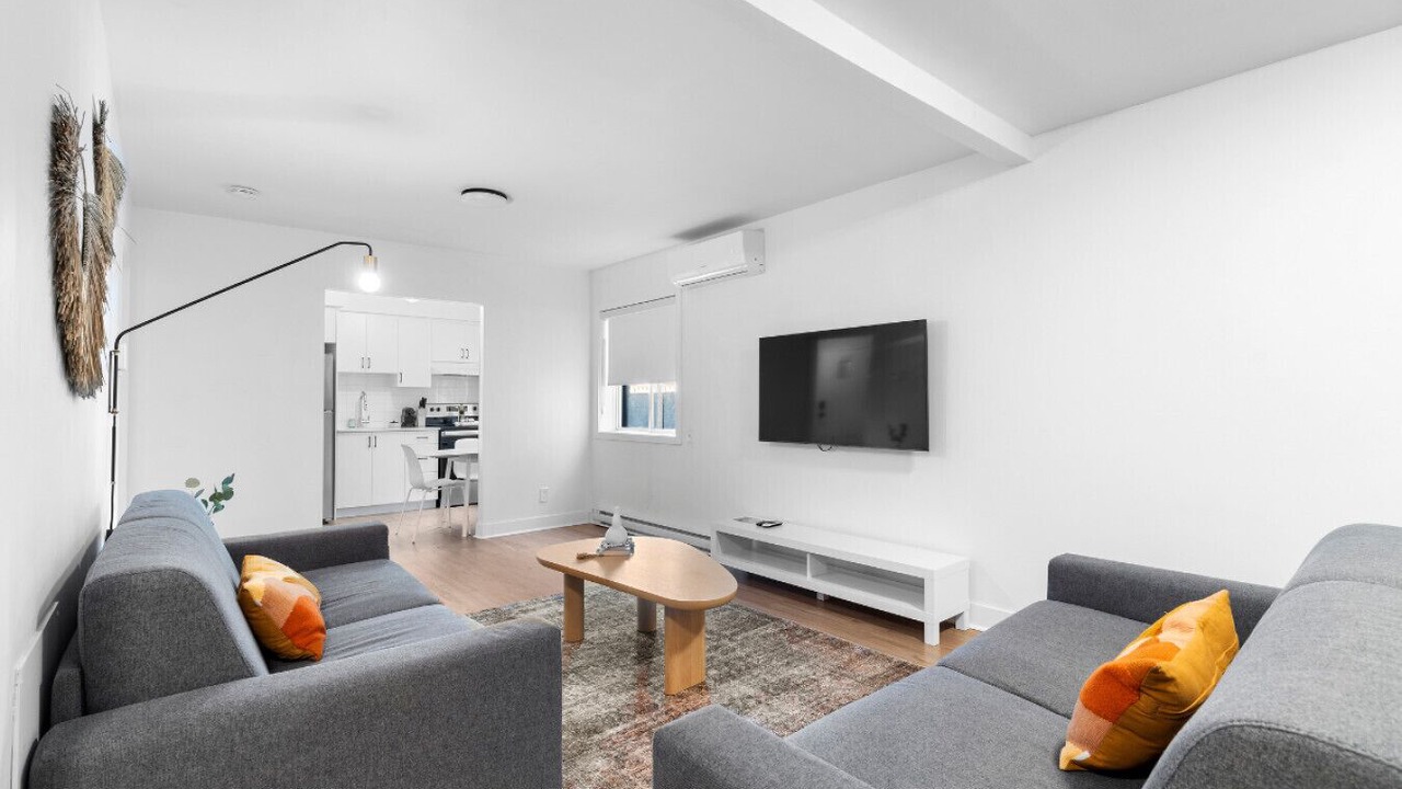 Photo of Livingroom in Little Italy