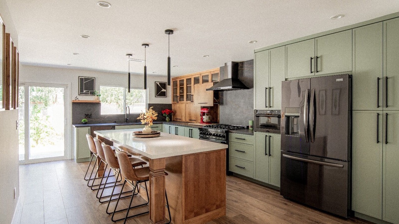 Photo of Kitchen in Woodland Hills
