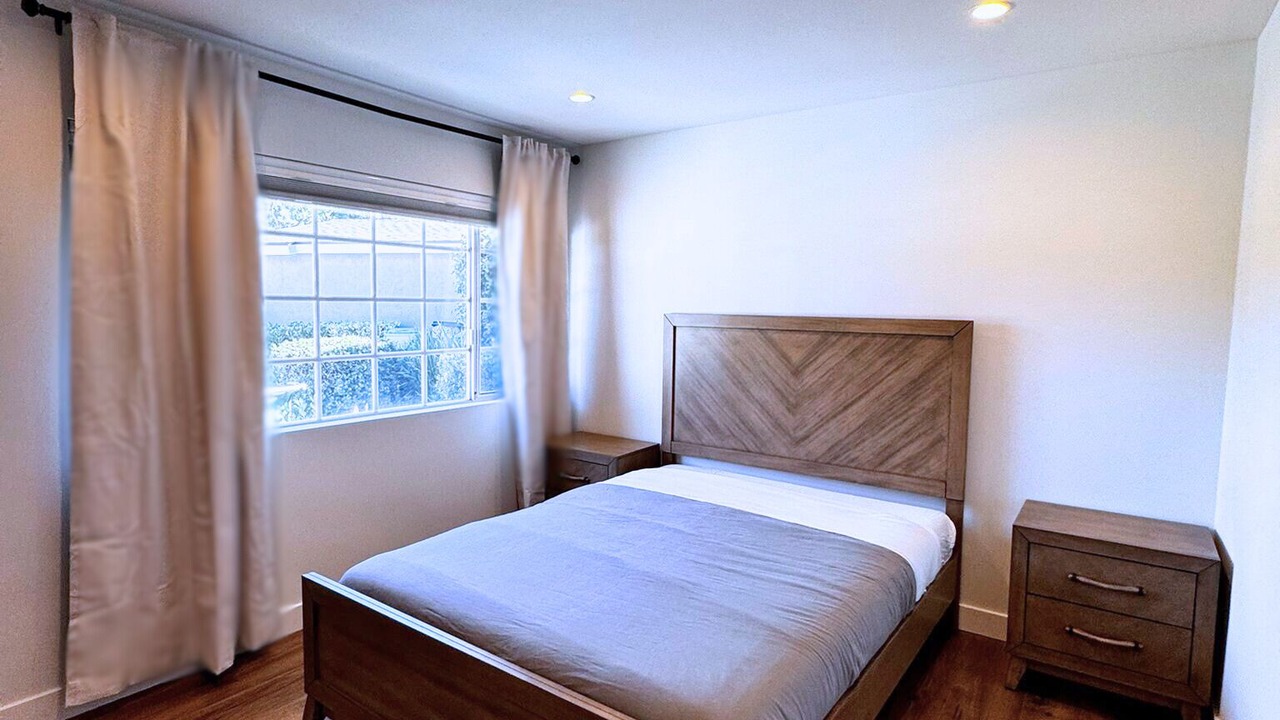 Photo of Bedroom in Woodland Hills