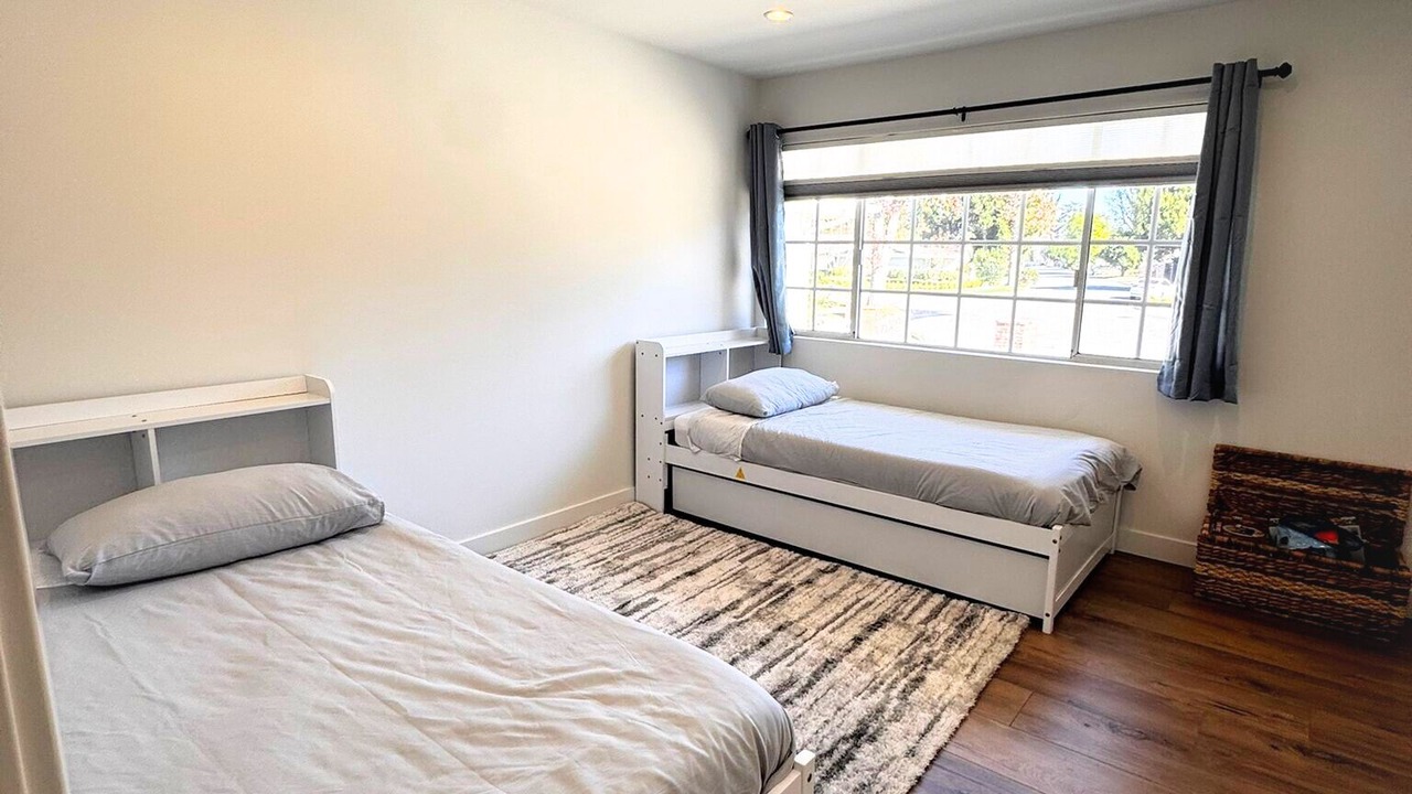 Photo of Bedroom in Woodland Hills