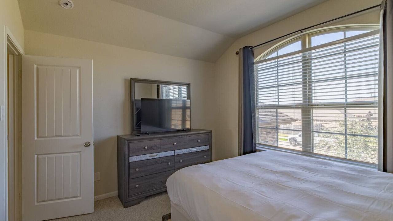 Photo of Bedroom in Clodine