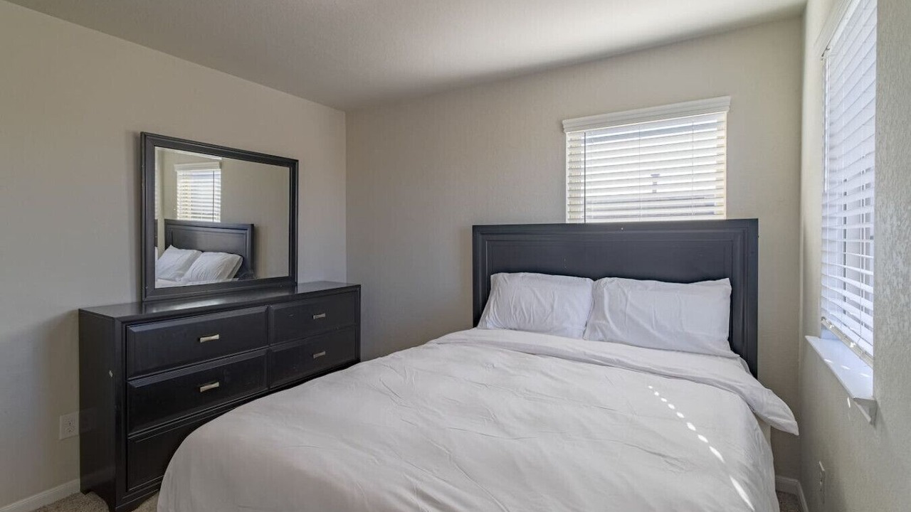 Photo of Bedroom in Clodine