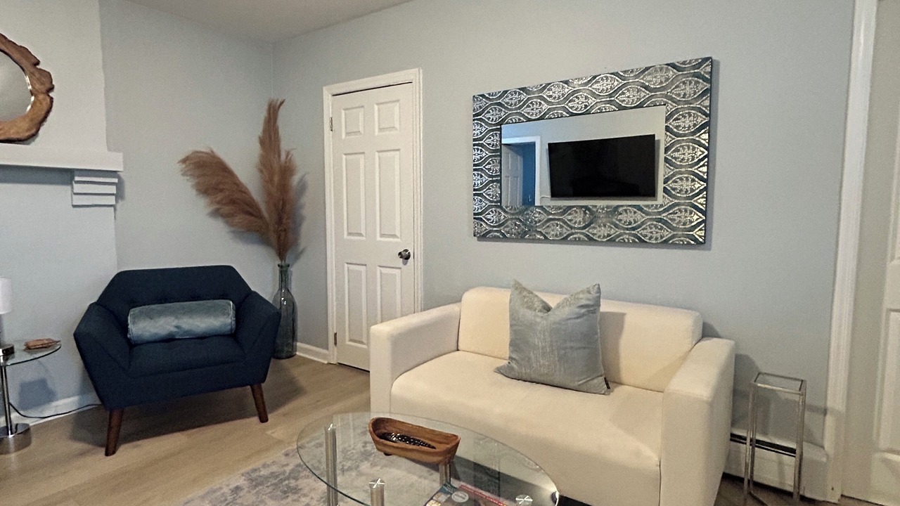 Photo of Livingroom in Montclair