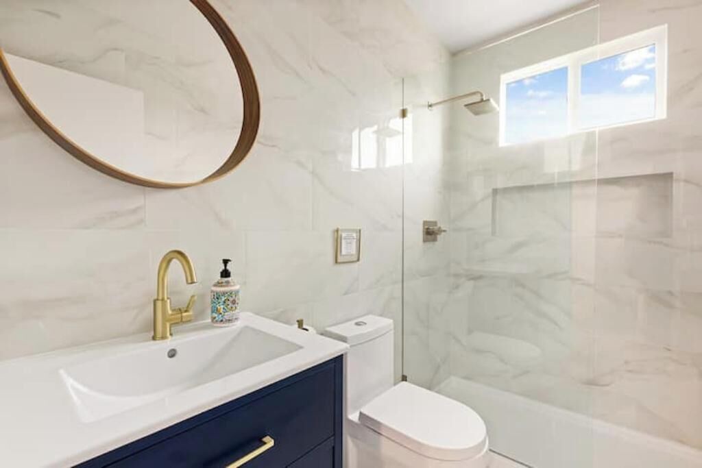Photo of Bathroom in Mid Central